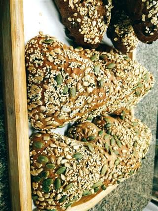 Malted Grain Fino Malt Bread